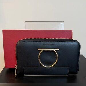 Salvatore Ferragamo Black Continental Zip Around Wallet